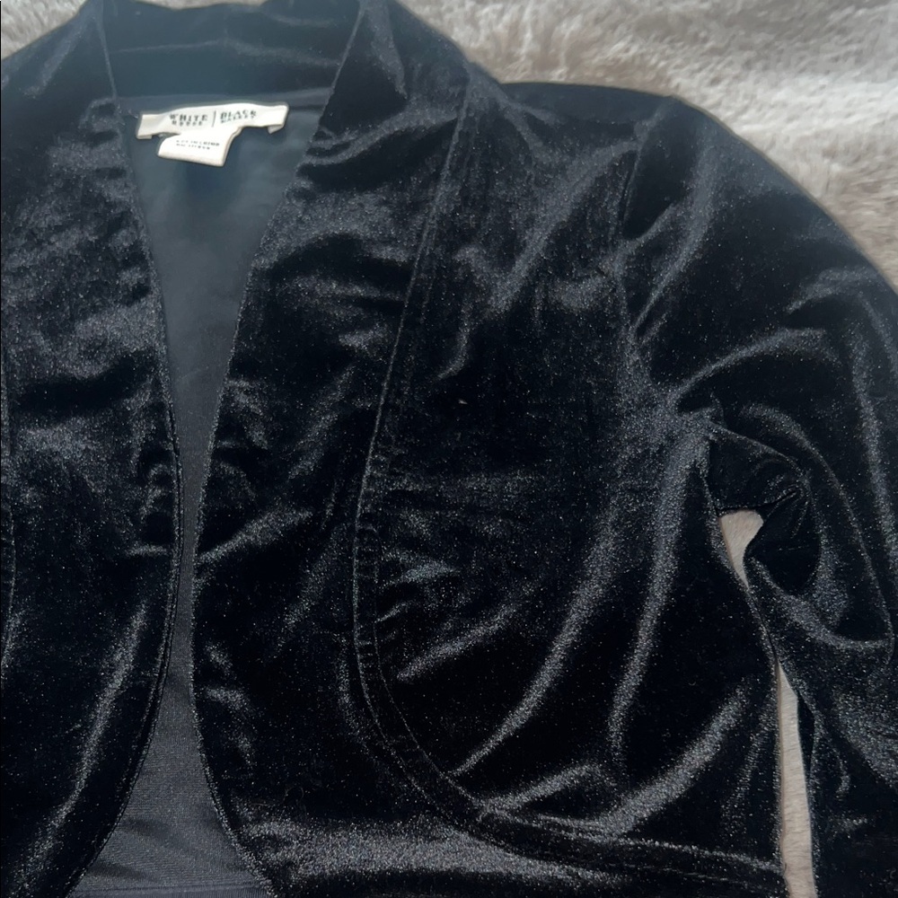 White House Black Market Elegant Black Blazer - Picture 4 of 11